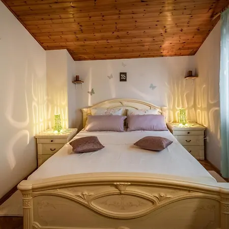Apartment Edi 1 Pula