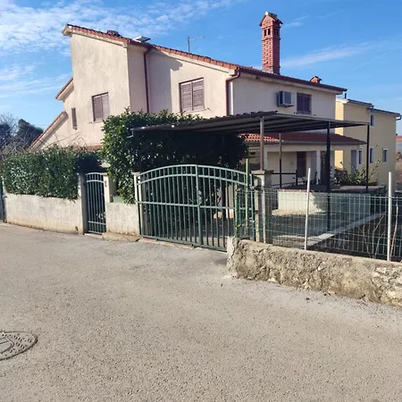Edi 1 Appartement Pula