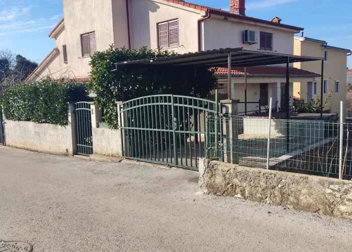 Edi 1 Appartement Pula